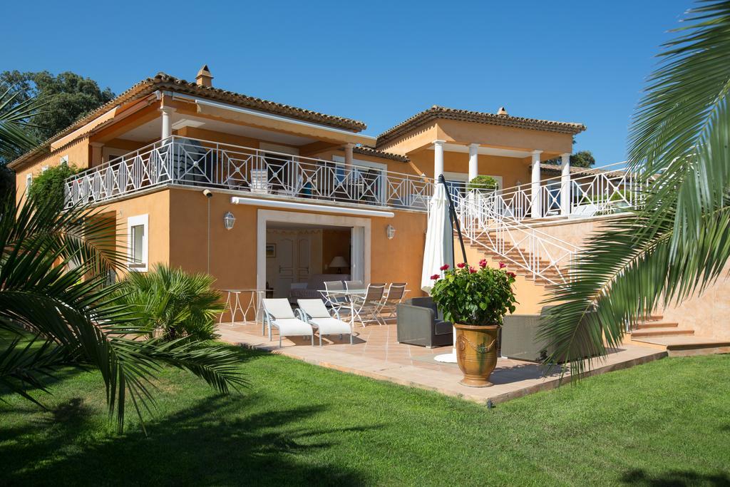 La Tarentane Hotel Grimaud Luaran gambar