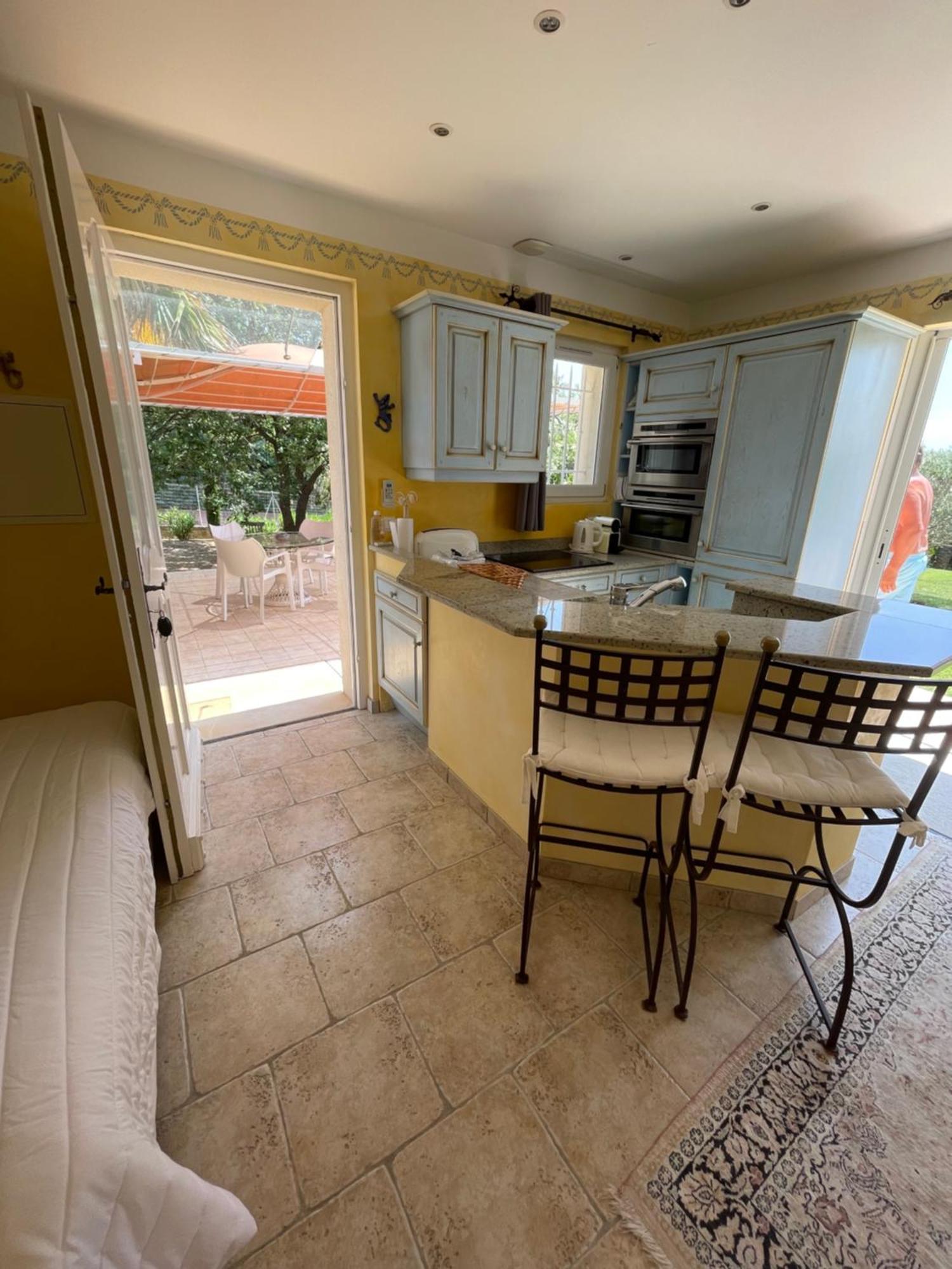 La Tarentane Hotel Grimaud Luaran gambar