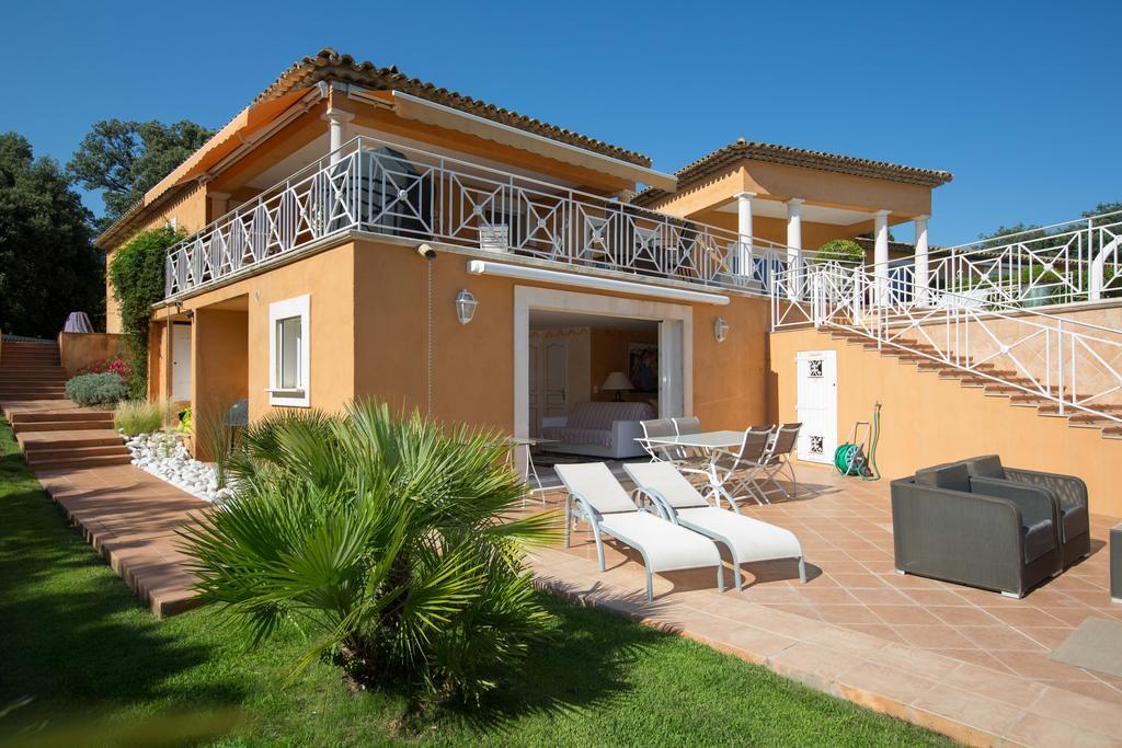 La Tarentane Hotel Grimaud Luaran gambar