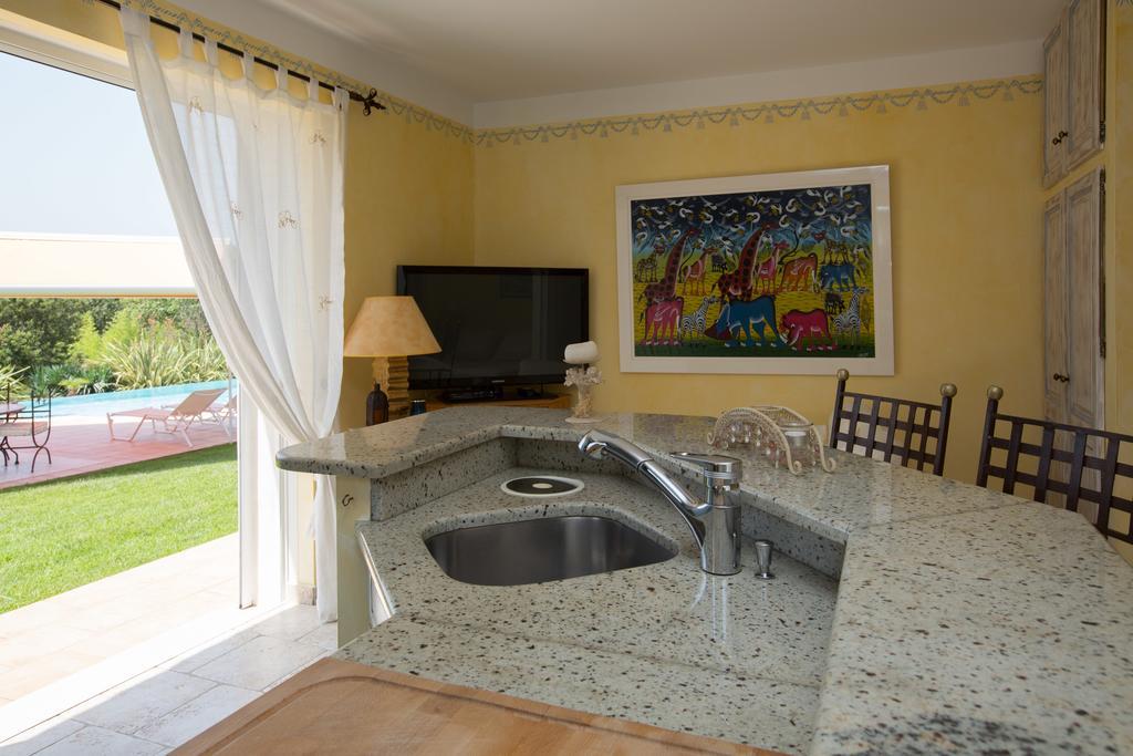 La Tarentane Hotel Grimaud Luaran gambar