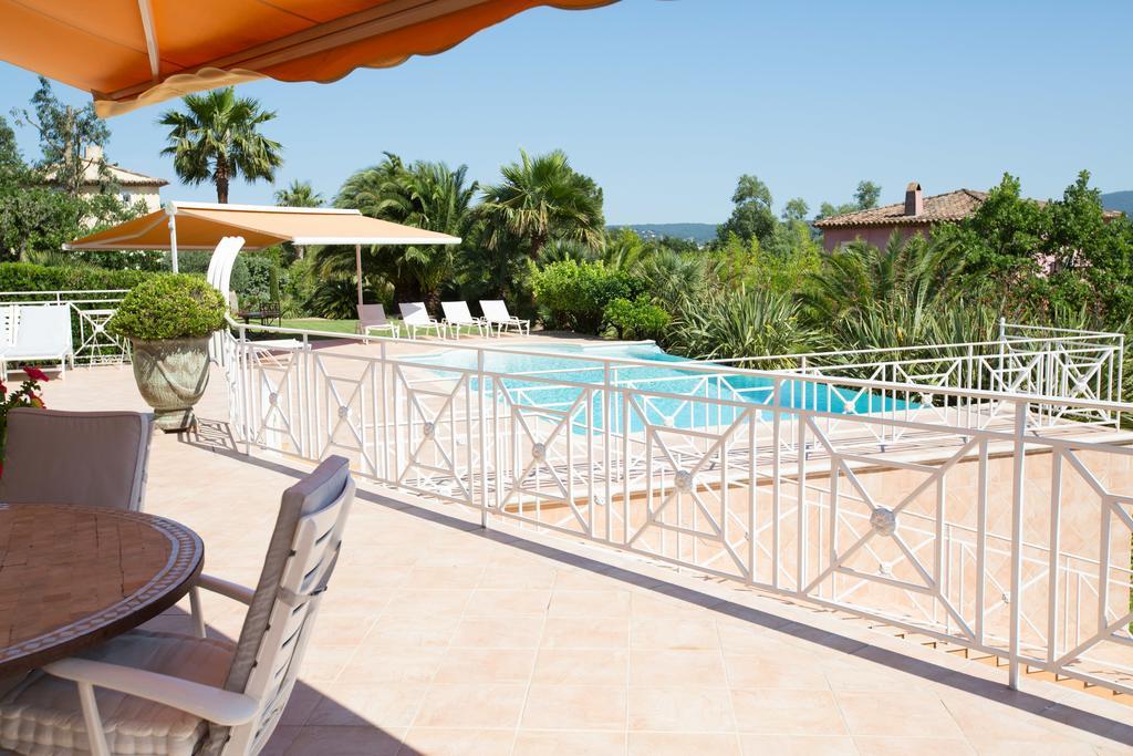 La Tarentane Hotel Grimaud Luaran gambar