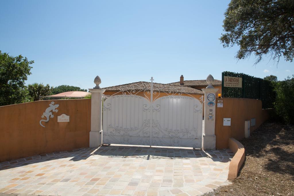 La Tarentane Hotel Grimaud Luaran gambar